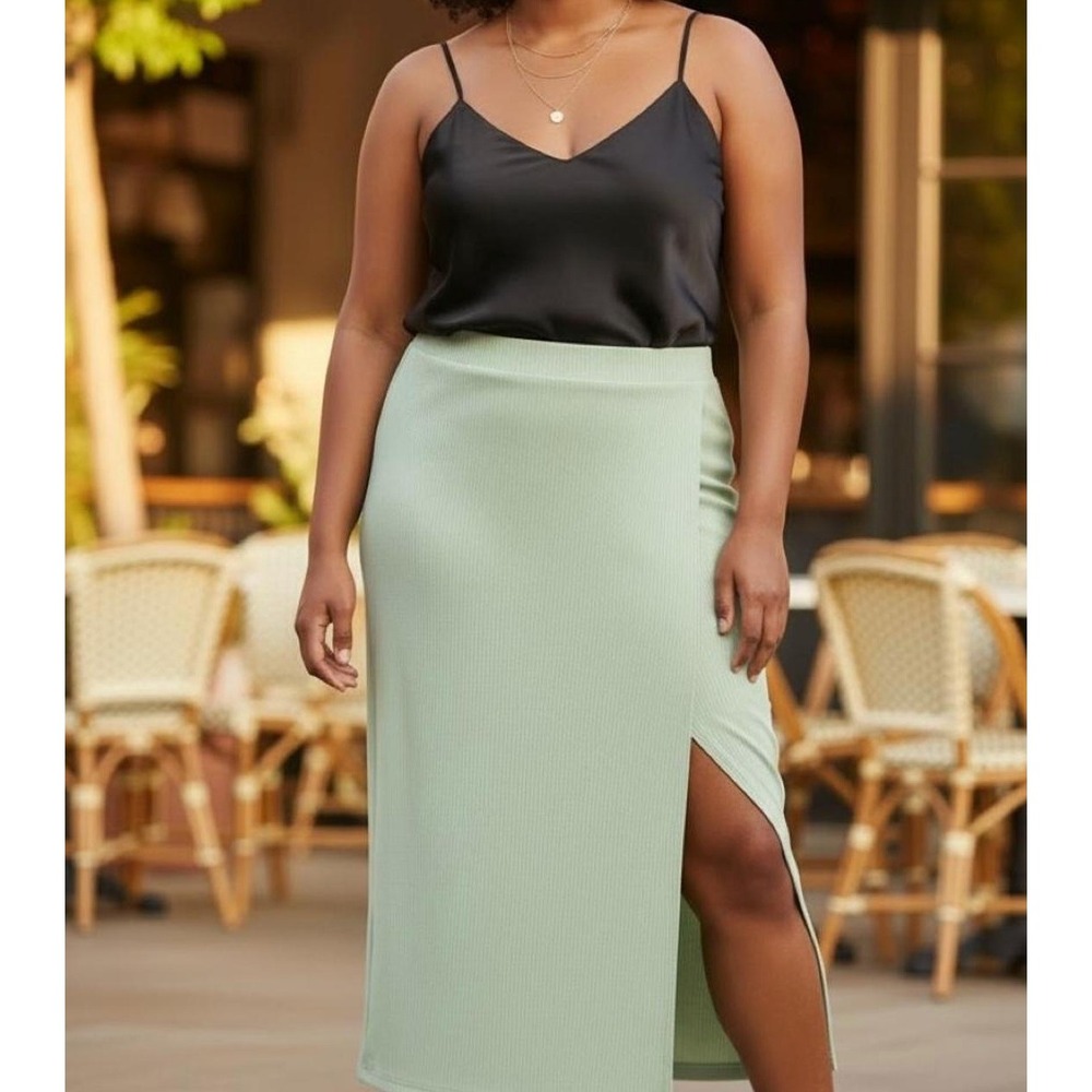 Eloquii Women's Ribbed Slit Pull On Maxi Skirt 18/20 Green NWT